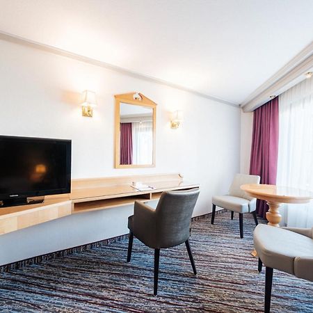 Hotel Pelikan Schwäbisch Gmünd Εξωτερικό φωτογραφία