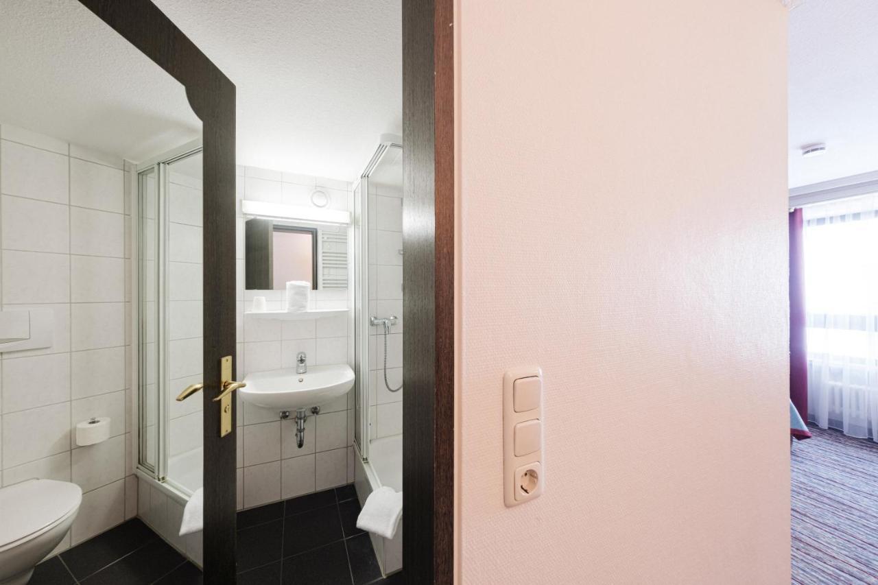 Hotel Pelikan Schwäbisch Gmünd Εξωτερικό φωτογραφία