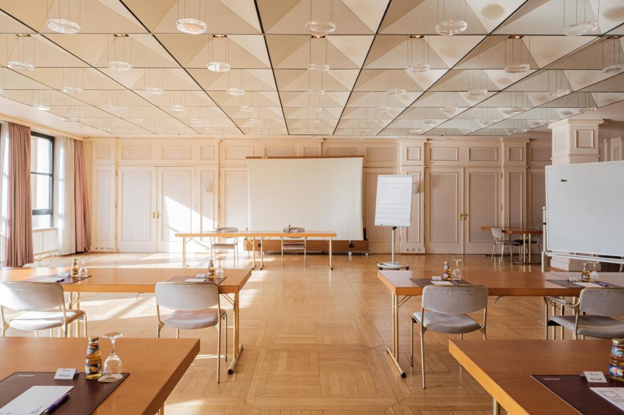 Hotel Pelikan Schwäbisch Gmünd Εξωτερικό φωτογραφία