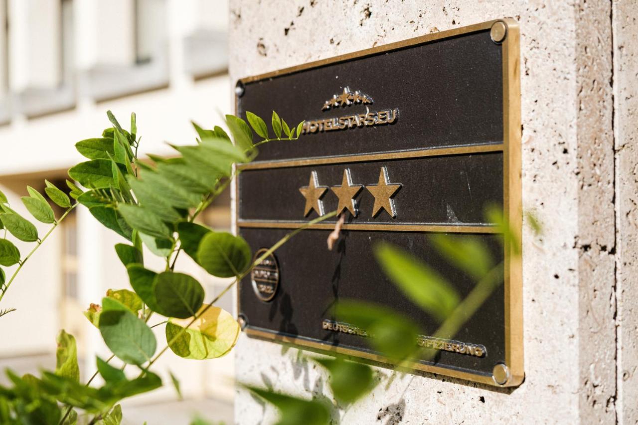 Hotel Pelikan Schwäbisch Gmünd Εξωτερικό φωτογραφία