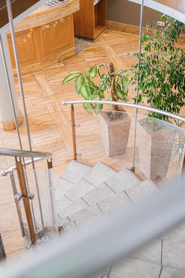 Hotel Pelikan Schwäbisch Gmünd Εξωτερικό φωτογραφία