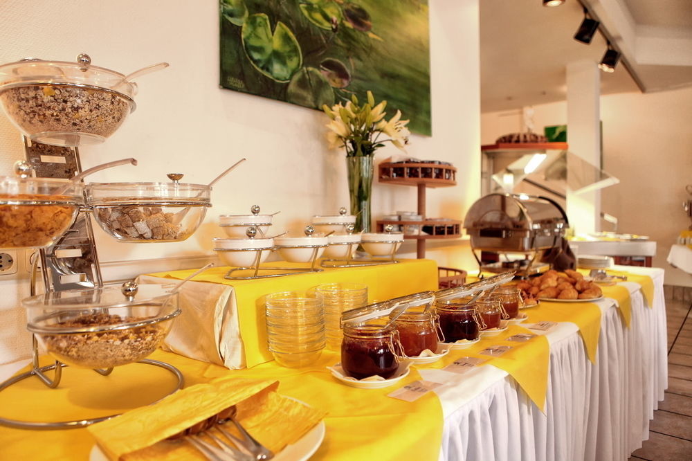 Hotel Pelikan Schwäbisch Gmünd Εξωτερικό φωτογραφία